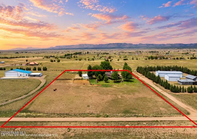 Photo 3 of Single family home for sale at 3900 W Runway Rd, Paulden, AZ 86334 | MLS# 1081133 | Listing updated on 2026-10-06