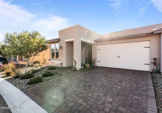 Photo 4 of Townhouse for sale at 4020 Desert Moon Dr, Wickenburg, AZ 85390 | MLS# 1081024 | Listing updated on 2026-08-10