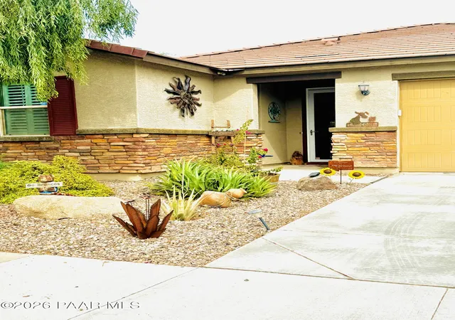 Homes for sale in Surprise, AZ | 27245 172Nd Ave, Surprise, AZ 85387 | MLS# 1080990