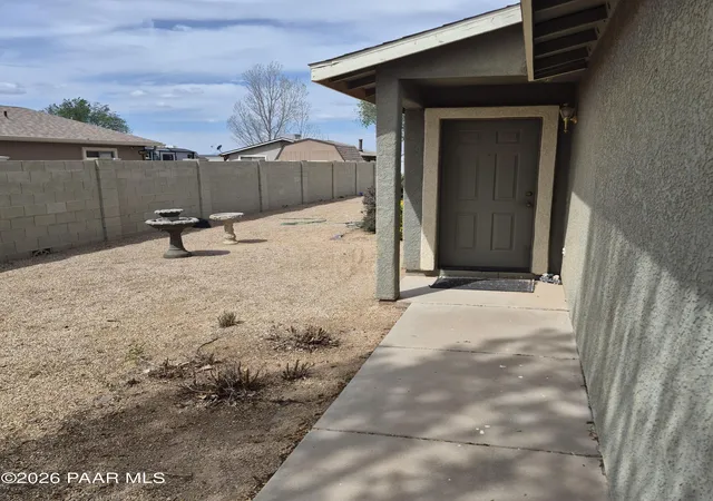 Homes for sale in Paulden, AZ | 24460 N Yosemite St, Paulden, AZ 86334 | MLS# 1081053