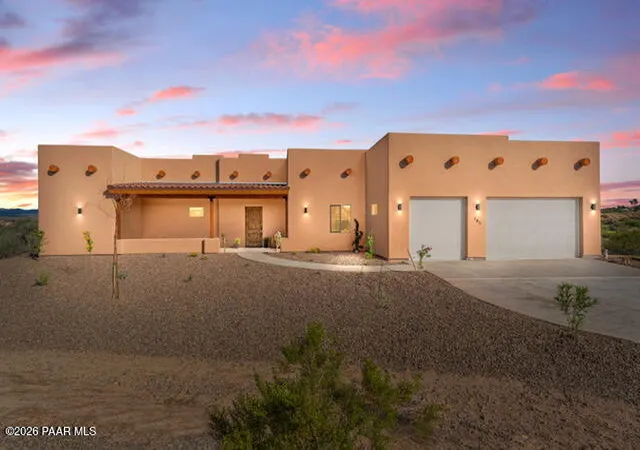 Photo 1 of Single family home for sale at 285 Ironwood Pl, Wickenburg, AZ 85390 | MLS# 1081099 | Listing updated on 2026-10-19