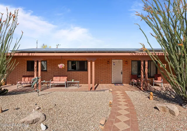 Photo 3 of Single family home for sale at 1865 Hillside Dr, Wickenburg, AZ 85390 | MLS# 1081155 | Listing updated on 2026-10-09