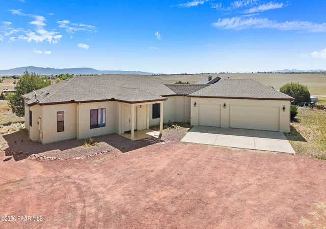 Homes for sale in Chino Valley, AZ | 2975 W Conestoga Ct, Chino Valley, AZ 86323 | MLS# 1081229