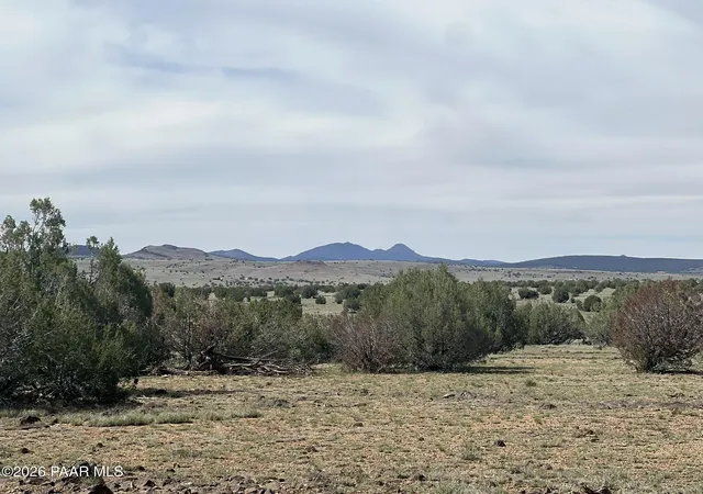 Photo 3 of Land for sale at 51 W Boiling Pot Rd, Ash Fork, AZ 86320 | MLS# 1081350 | Listing updated on 2026-09-01