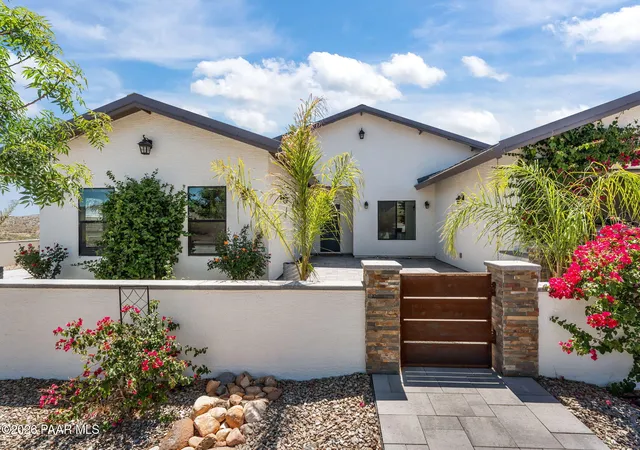 Photo 1 of Single family home for sale at 3860 Pura Vida Trl, Wickenburg, AZ 85390 | MLS# 1081435 | Listing updated on 2026-10-06