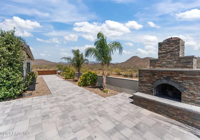 Photo 3 of Single family home for sale at 3860 Pura Vida Trl, Wickenburg, AZ 85390 | MLS# 1081435 | Listing updated on 2026-10-06