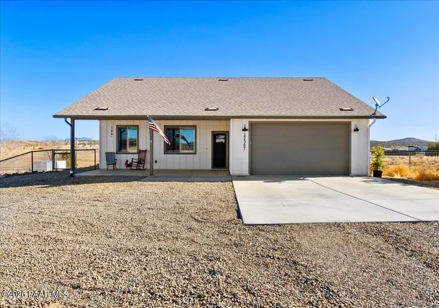 Homes for sale in Paulden, AZ | 22367 N Malapai Ridge Rd, Paulden, AZ 86334 | MLS# 1081504