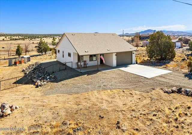 Homes for sale in Paulden, AZ | 22367 N Malapai Ridge Rd, Paulden, AZ 86334 | MLS# 1081504