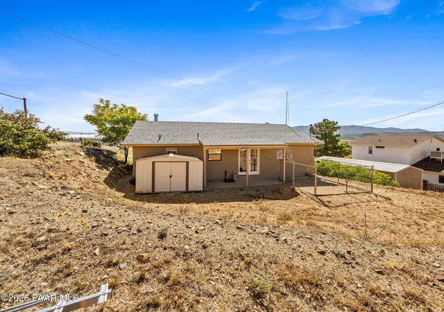 Photo 3 of Single family home for sale at 18420 S Peeples Valley Rd, Peeples Valley, AZ 86332 | MLS# 1081670 | Listing updated on 2026-05-28