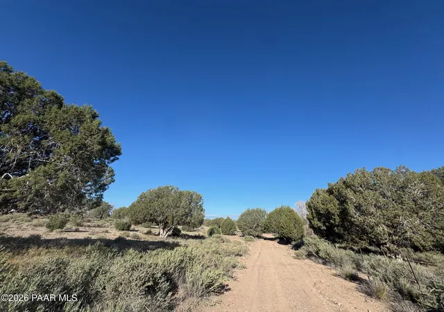 Homes for sale in Paulden, AZ | 22925 N Mohawk Ln, Paulden, AZ 86334 | MLS# 1081693
