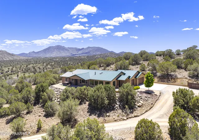 Photo 1 of Single family home for sale at 4060 W Brenda Trl, Prescott, AZ 86305 | MLS# 1081821 | Listing updated on 2026-10-11