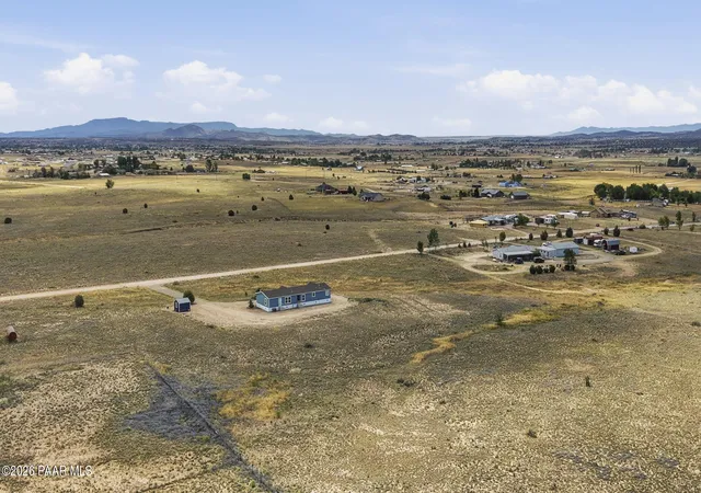 Homes for sale in Paulden, AZ | 26600 N Bull Snake Rd, Paulden, AZ 86334 | MLS# 1082036