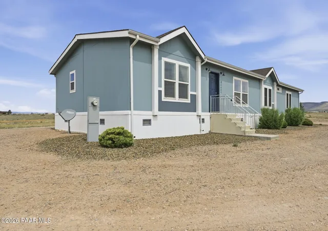 Homes for sale in Paulden, AZ | 26600 N Bull Snake Rd, Paulden, AZ 86334 | MLS# 1082036