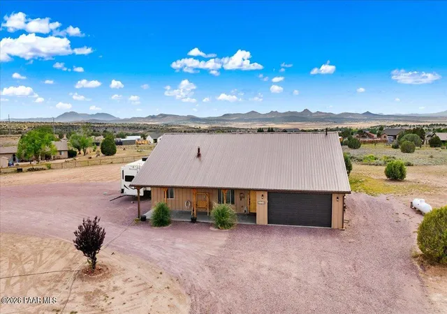 1st image of 24720 N Rj Wy, Paulden, AZ 86334 | MLS# 1081842