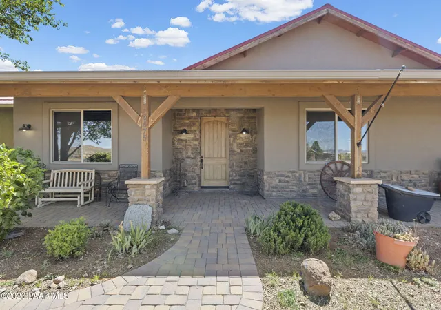Photo 4 of Single family home for sale at 12675 E Canter Dr, Prescott Valley, AZ 86315 | MLS# 1081870 | Listing updated on 2026-09-24