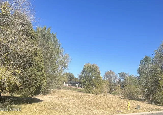 2nd image of 420 Robin Dr, Prescott, AZ 86305 | MLS# 1081894