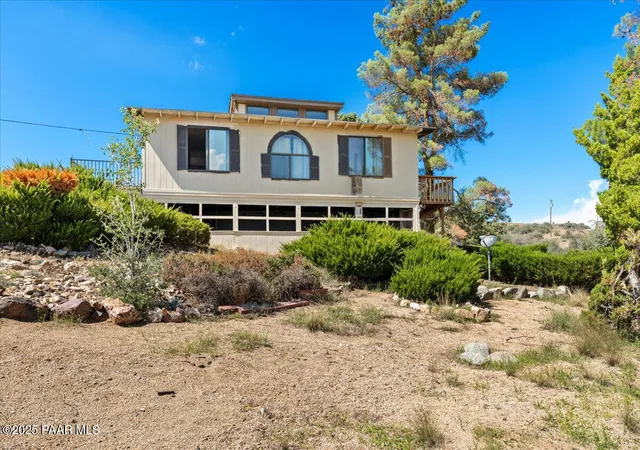 Photo 1 of Single family home for sale at 18246 S Henry Coe Rd, Peeples Valley, AZ 86332 | MLS# 1081947 | Listing updated on 2026-08-12