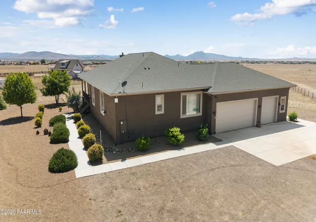 Photo 2 of Single family home for sale at 8970 N Crimson Cyn Rd, Prescott Valley, AZ 86315 | MLS# 1082272 | Listing updated on 2026-09-22