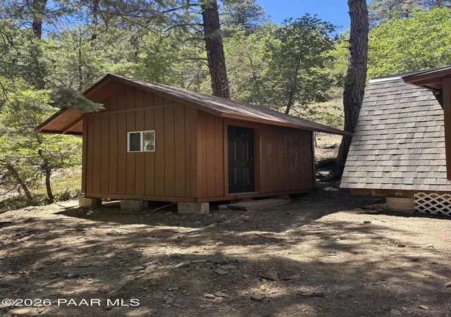 Photo 4 of Single family home for sale at 8550 S Breezy Pine Rd, Mayer, AZ | MLS# 1082216 | Listing updated on 2026-09-30