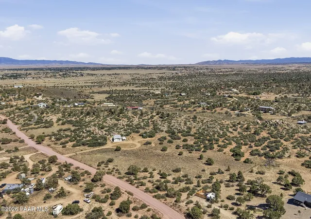 Photo 2 of Manufactured Home at 4295 W Morgan Trl, Chino Valley, AZ 86323 | MLS# 1082828 | | Sold on 2026-08-04