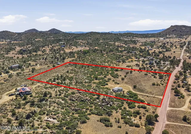 Photo 3 of Manufactured Home at 4295 W Morgan Trl, Chino Valley, AZ 86323 | MLS# 1082828 | | Sold on 2026-08-04