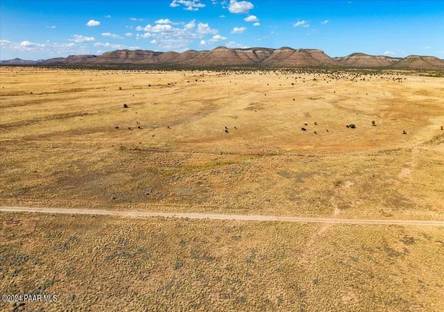 Homes for sale in Paulden, AZ | 3294 W Limestone Dr, Paulden, AZ 86334 | MLS# 1082619