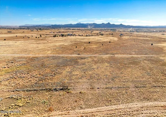 Homes for sale in Paulden, AZ | 3294 W Limestone Dr, Paulden, AZ 86334 | MLS# 1082619
