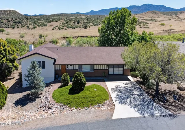 Homes for sale in Dewey Humboldt, AZ | 1048 N Arrowhead Ln, Dewey Humboldt, AZ 86327 | MLS# 1082538