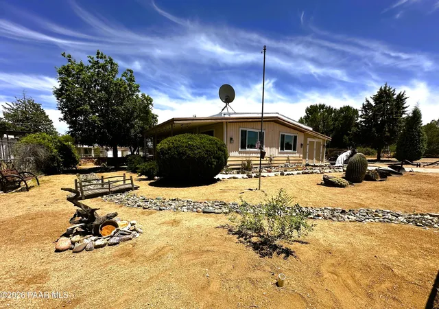 Photo 3 of Manufactured home for sale at 16329 S Red Rock Ln, Mayer, AZ 86333 | MLS# 1082443 | Listing updated on 2026-08-20