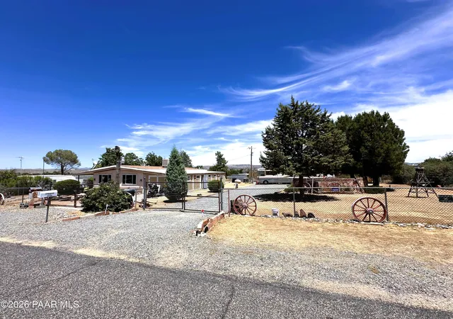 Photo 3 of Manufactured home for sale at 16329 S Red Rock Ln, Mayer, AZ 86333 | MLS# 1082443 | Listing updated on 2026-08-20