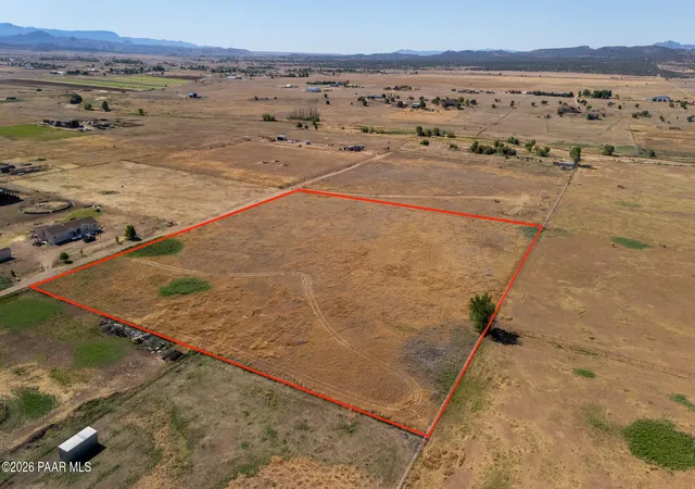 Homes for sale in Paulden, AZ | 25750 N Trinity Ranch Rd, Paulden, AZ 86334 | MLS# 1082494
