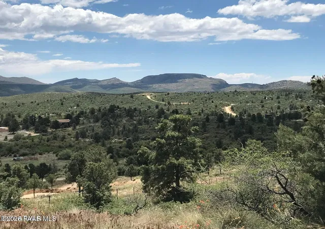 Photo 4 of Land for sale at - W Legacy Ln, Kirkland, AZ 86332 | MLS# 1082681 | Listing updated on 2026-06-09