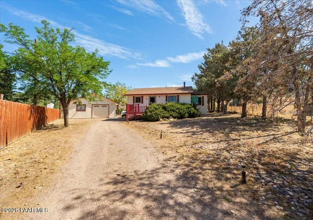 Homes for sale in Paulden, AZ | 480 E Van Haven Rd, Paulden, AZ 86334 | MLS# 1082571