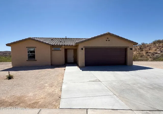 Homes for sale in Wickenburg, AZ | 675 Ringtail Rd, Wickenburg, AZ 85390 | MLS# 1082829