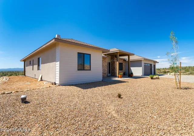 Photo 2 of Single family home for sale at 5190 W Dos Arroyos Dr, Prescott, AZ 86305 | MLS# 1082704 | Listing updated on 2026-09-29