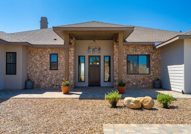 Photo 1 of Single family home for sale at 5190 W Dos Arroyos Dr, Prescott, AZ 86305 | MLS# 1082704 | Listing updated on 2026-09-29