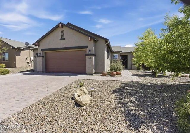 Photo 1 of Single family home for sale at 2535 Aurora Dr, Chino Valley, AZ 86323 | MLS# 1082710 | Listing updated on 2026-09-01