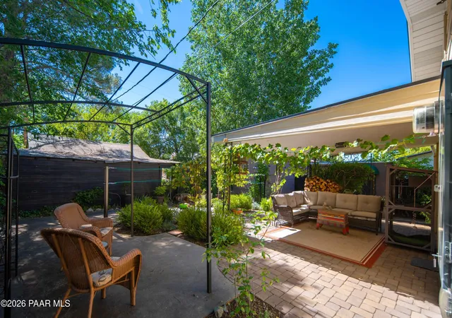 Photo 3 of Single family home for sale at 322 N Washington Ave, Prescott, AZ 86301 | MLS# 1082791 | Listing updated on 2026-09-23