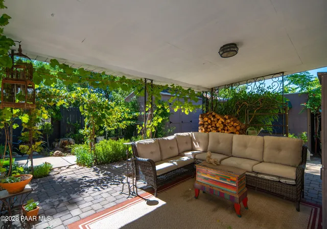 Photo 3 of Single family home for sale at 322 N Washington Ave, Prescott, AZ 86301 | MLS# 1082791 | Listing updated on 2026-09-23