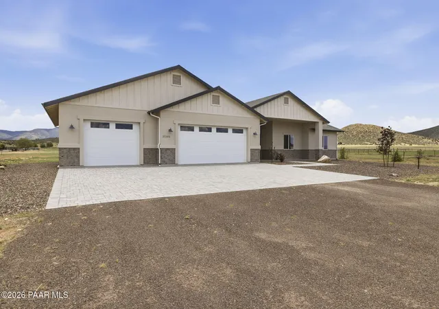 Photo 3 of Sale Pending at 11101 N Seneca Point Ln, Prescott Valley, AZ 86315 | MLS# 1083036 | Listing updated on 2026-10-09