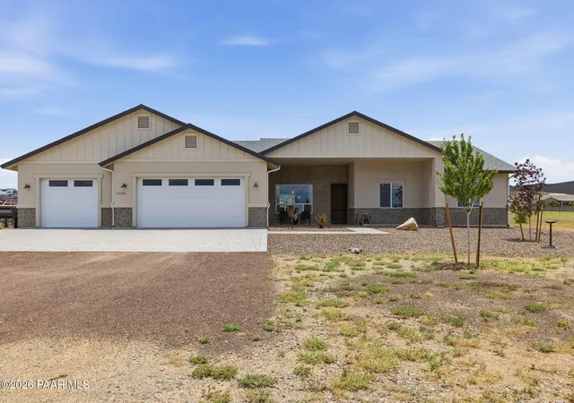 Photo 4 of Sale Pending at 11101 N Seneca Point Ln, Prescott Valley, AZ 86315 | MLS# 1083036 | Listing updated on 2026-10-09