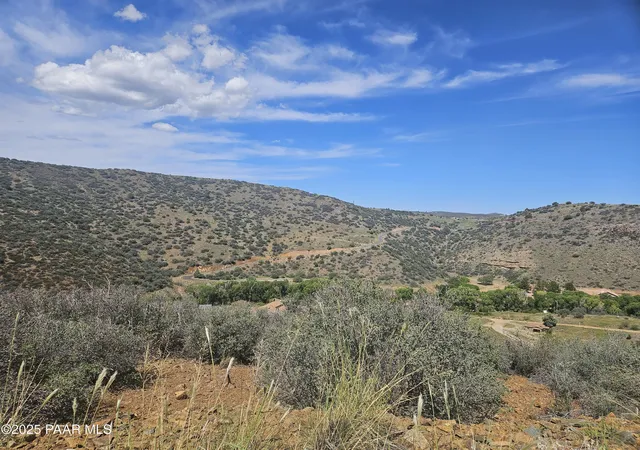 4th image of 0 E Winding View Dr, Dewey Humboldt, AZ 86329 | MLS# 1082956