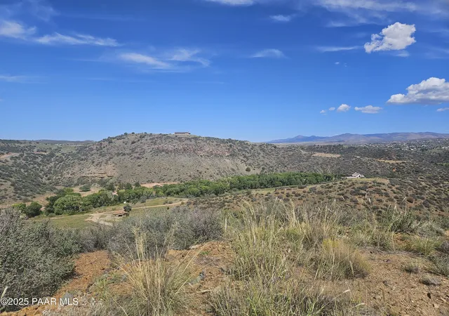 3rd image of 0 E Winding View Dr, Dewey Humboldt, AZ 86329 | MLS# 1082956
