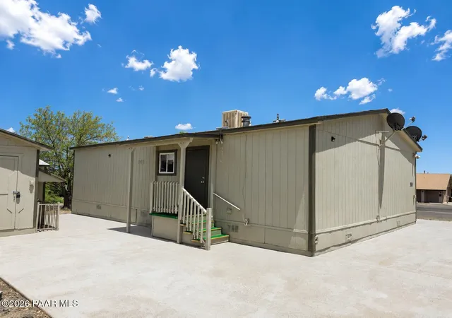 Photo 4 of Manufactured home for sale at 17072 E Duffers Dr, Mayer, AZ 86333 | MLS# 1082912 | Listing updated on 2026-09-03