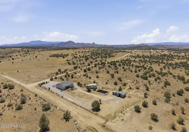 Homes for sale in Paulden, AZ | 23962 N Headwaters Rd, Paulden, AZ 86334 | MLS# 1083408