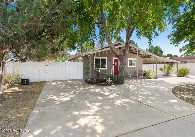 Photo 2 of Single family home for sale at 12465 E Mcallister Dr, Dewey, AZ 86327 | MLS# 1083125 | Listing updated on 2026-06-25