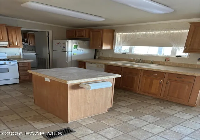 Homes for sale in Kingman, AZ | 5720 S Mountain Lion Rd, Kingman, AZ 86401 | MLS# 1082995