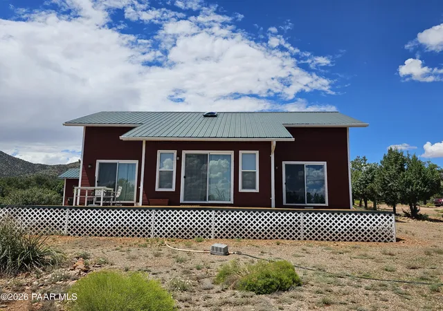 Homes for sale in Kingman, AZ | 10664 E Austin Loop, Kingman, AZ 86401 | MLS# 1082923
