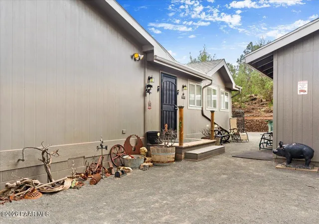 Homes for sale in Williams, AZ | 1944 N Francis Cir, Williams, AZ 86046 | MLS# 1082993