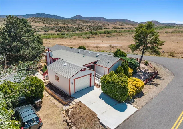 Photo 2 of Manufactured home for sale at 9980 E Piebald Ln, Dewey, AZ 86327 | MLS# 1083066 | Listing updated on 2026-09-21